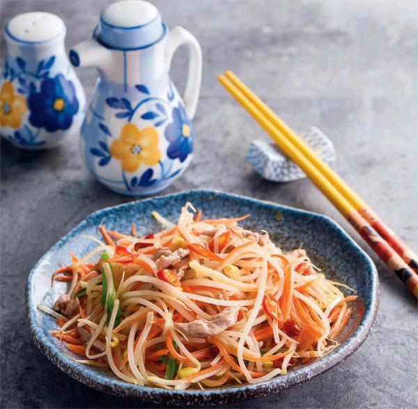 享受美食 我并不孤独