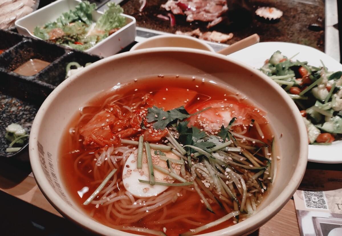 公认好吃的4款地方特色美食，有钱没钱都尝一尝，味道挺特别的
