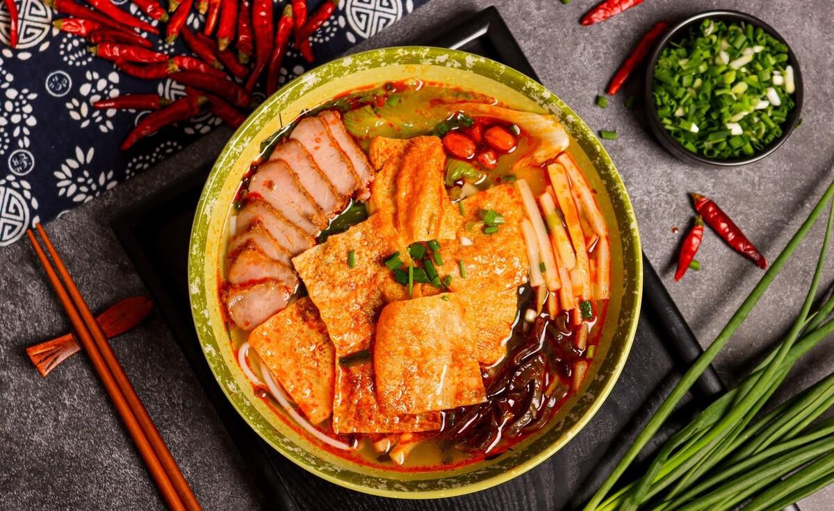 公认好吃的4款地方特色美食，有钱没钱都尝一尝，味道挺特别的