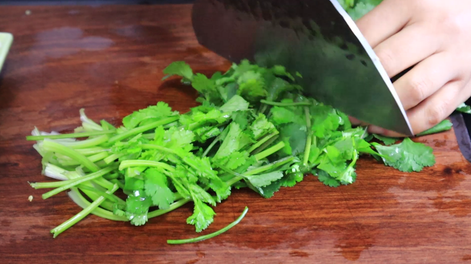 夏天做饭太热，试试这6道快手菜，不费劲不流汗，全家人都爱吃