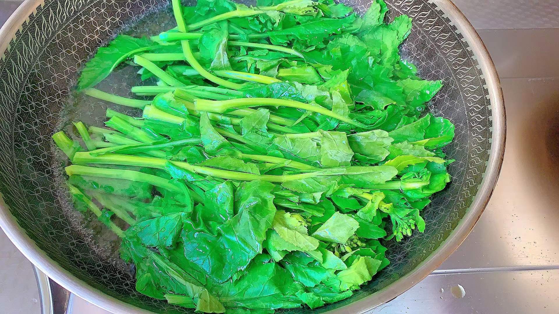 夏天做饭太热，试试这6道快手菜，不费劲不流汗，全家人都爱吃