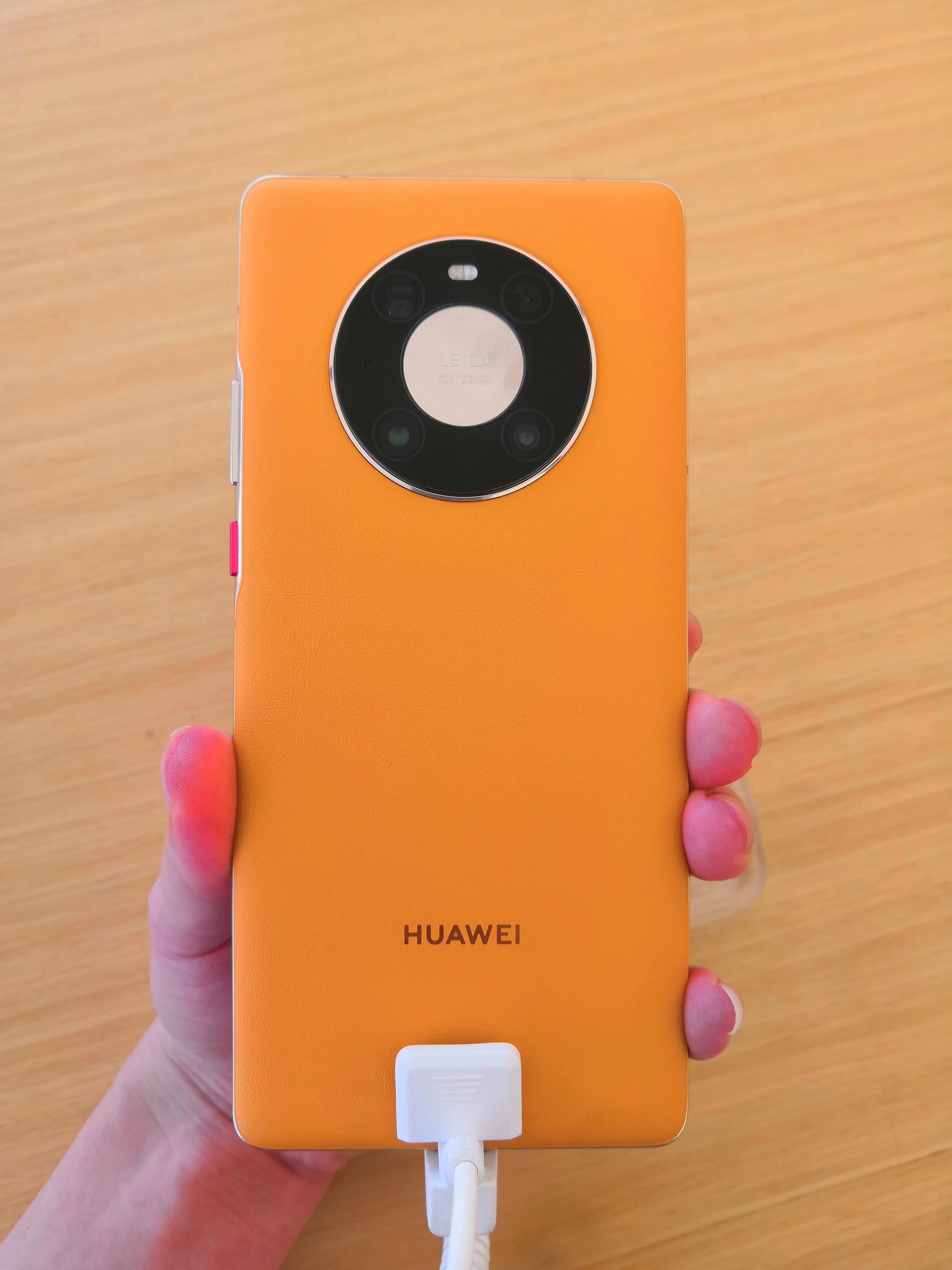 华为Mate40 Pro 秋日胡杨 最顶配的旗舰机