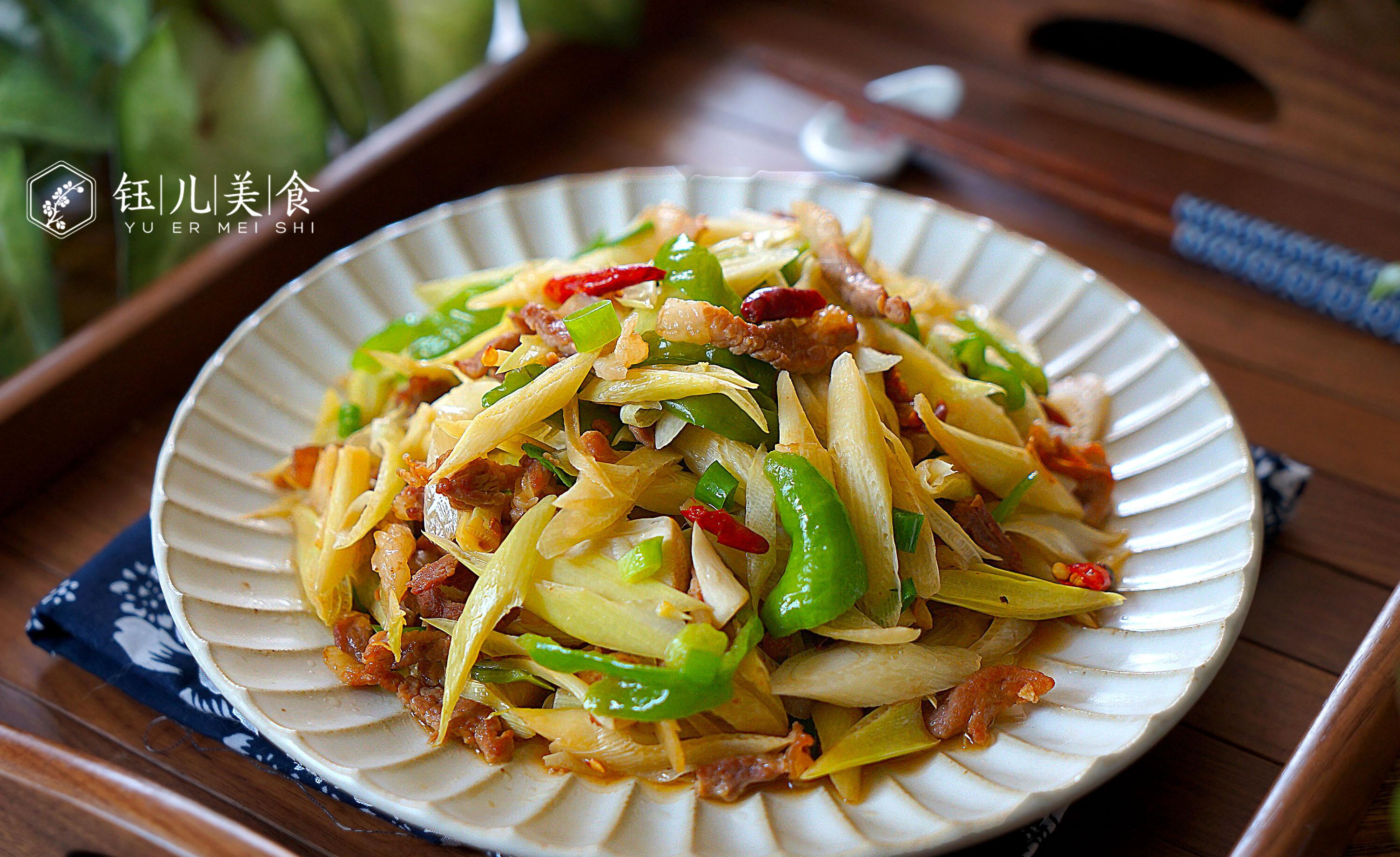 入伏后，黄瓜靠边站，这4道菜“金不换”，营养极高，好吃又下饭