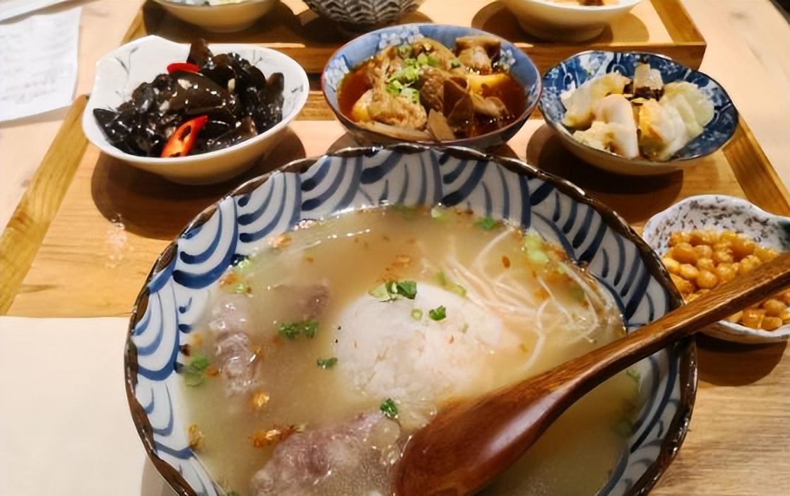 成都美食攻略：N刷吃不腻的15家小店！「本地人推荐！非网红！」